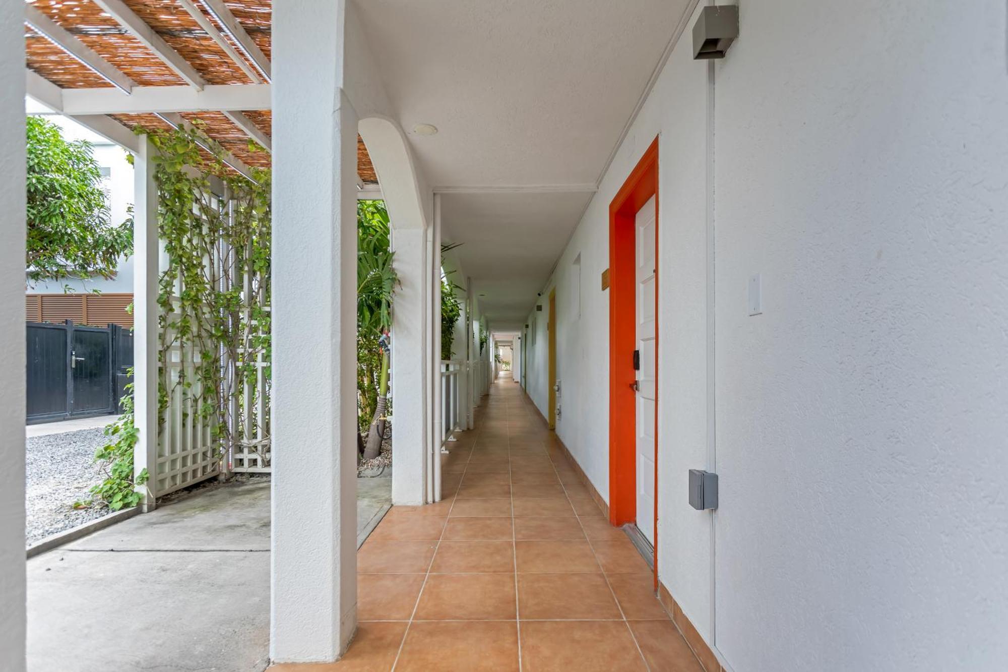 Maho Beach House - Luxe 1 Bedroom - Ocean Hideaway Екстериор снимка